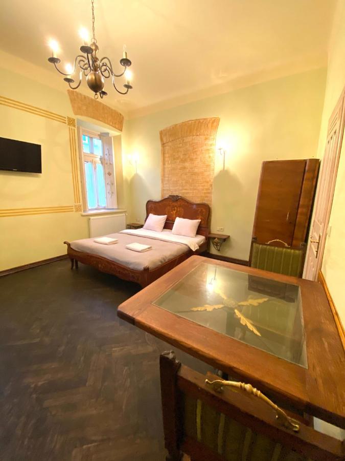 Квартира В Центрі На Вулиці Валова 21 Lviv Exterior photo