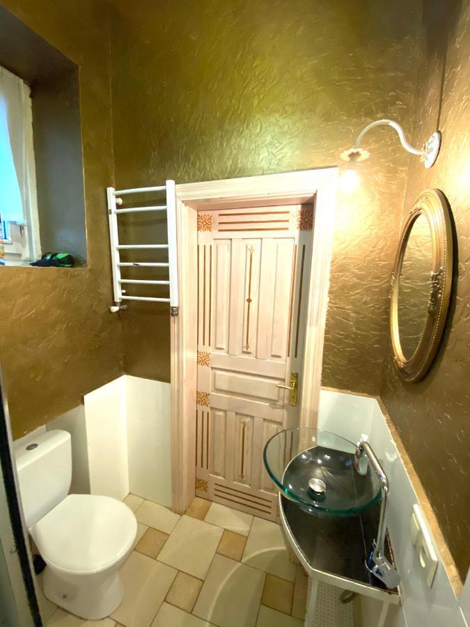 Квартира В Центрі На Вулиці Валова 21 Lviv Exterior photo