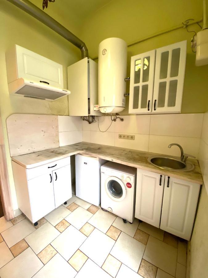 Квартира В Центрі На Вулиці Валова 21 Lviv Exterior photo